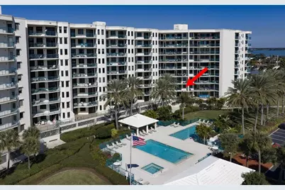 670 Island Way #304, Clearwater Beach, FL 33767 - Photo 15