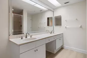 670 Island Way, Clearwater Beach, FL 33767 - Photo 43