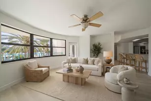 670 Island Way, Clearwater Beach, FL 33767 - Photo 5