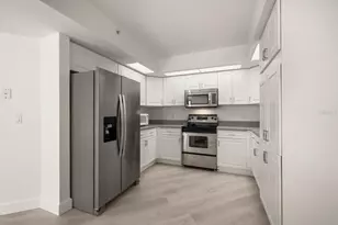 670 Island Way, Clearwater Beach, FL 33767 - Photo 29