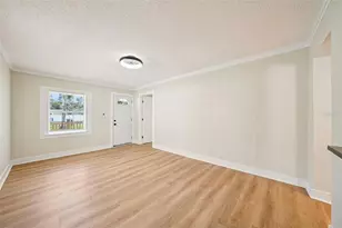 5502 40th St N, Saint Petersburg, FL 33714 - Photo 7