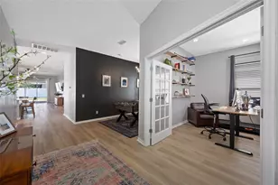 18108 Fall Creek Dr, Lutz, FL 33558 - Photo 15