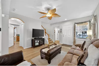 12637 Belcroft Drive, Riverview, FL 33579 - Photo 9