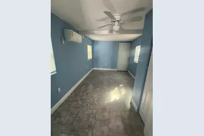 3614 6th Avenue S, Saint Petersburg, FL 33711 - Photo 5