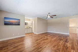 1683 Watermark Cir NE, Saint Petersburg, FL 33702 - Photo 31