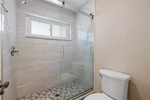 1683 Watermark Cir NE, Saint Petersburg, FL 33702 - Photo 33