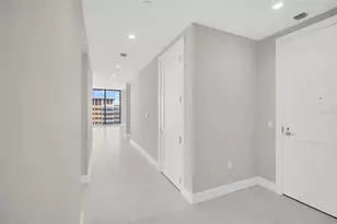 275 1st Ave S, Saint Petersburg, FL 33701 - Photo 47