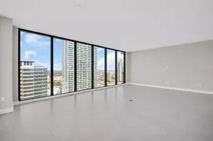 275 1st Ave S, Saint Petersburg, FL 33701 - Photo 9