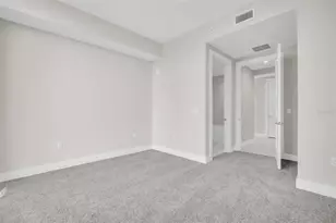 275 1st Ave S, Saint Petersburg, FL 33701 - Photo 45