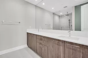 275 1st Ave S, Saint Petersburg, FL 33701 - Photo 31