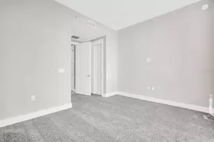 275 1st Ave S, Saint Petersburg, FL 33701 - Photo 41