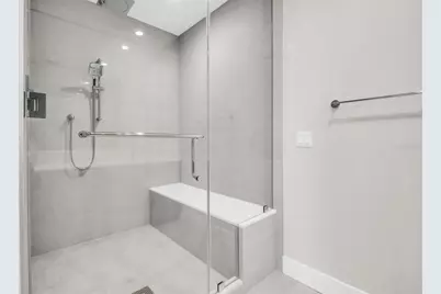 275 1st Avenue S #2001, Saint Petersburg, FL 33701 - Photo 27