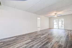 4435 1st St NE, Saint Petersburg, FL 33703 - Photo 11