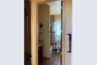 9017 Baywood Park Drive, Seminole, FL 33777 - Photo 25