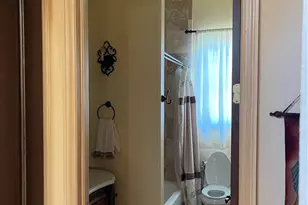 9017 Baywood Park Dr, Seminole, FL 33777 - Photo 25