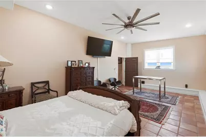 9017 Baywood Park Drive, Seminole, FL 33777 - Photo 65