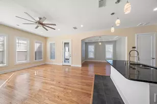 1120 24th Ave N, Saint Petersburg, FL 33704 - Photo 9