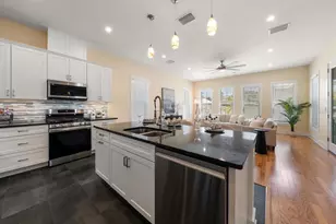 1120 24th Ave N, Saint Petersburg, FL 33704 - Photo 11