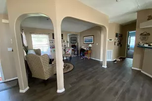 31244 Tyndall Rd, Zephyrhills, FL 33545 - Photo 3