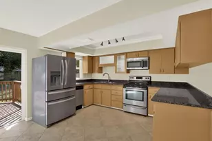 3485 Pine St, Dunedin, FL 34698 - Photo 5