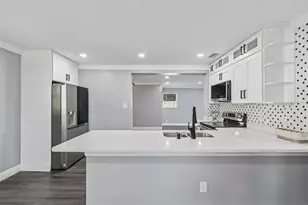 2205 N Grady Ave, Tampa, FL 33607 - Photo 13