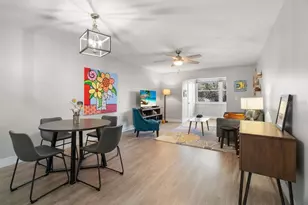 300 Clyde Ln, Dunedin, FL 34698 - Photo 7