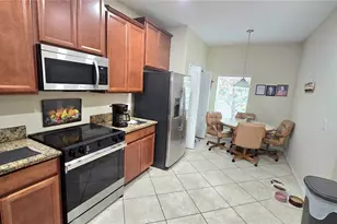 31213 Claridge Pl, Wesley Chapel, FL 33543 - Photo 5