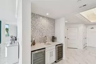 1560 Gulf Blvd, Clearwater Beach, FL 33767 - Photo 5