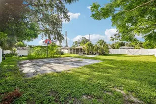 2818 11th Ave W, Bradenton, FL 34205 - Photo 25