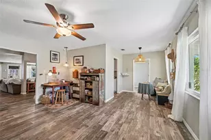 2818 11th Ave W, Bradenton, FL 34205 - Photo 9