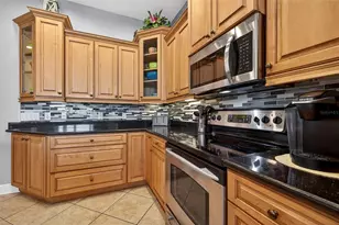 620 Bayway Blvd, Clearwater Beach, FL 33767 - Photo 9