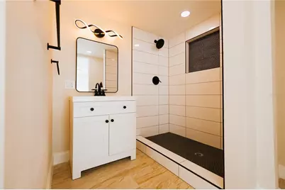 908 61st Street S, Gulfport, FL 33707 - Photo 29