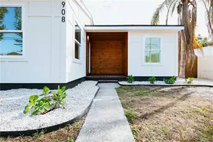 908 61st St S, Gulfport, FL 33707 - Photo 7