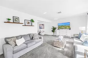 8500 144th Ln, Seminole, FL 33776 - Photo 11