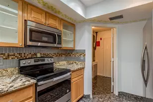 7912 Soaring Trail Ln, Tampa, FL 33615 - Photo 17