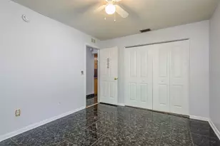 7912 Soaring Trail Ln, Tampa, FL 33615 - Photo 25