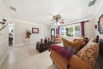 5950 49 Avenue N, Kenneth City, FL 33709 - Photo 9