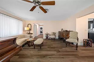 1822 Winchester Rd N, Saint Petersburg, FL 33710 - Photo 31