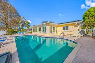 1822 Winchester Rd N, Saint Petersburg, FL 33710 - Photo 55