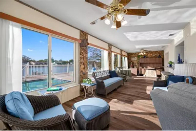 1822 Winchester Road N, Saint Petersburg, FL 33710 - Photo 9