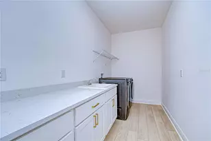 10027 Dolphin Gull Cir, Thonotosassa, FL 33592 - Photo 19