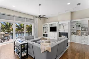 6103 Pasadena Point Blvd S, Gulfport, FL 33707 - Photo 17