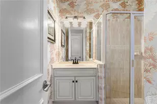 6103 Pasadena Point Blvd S, Gulfport, FL 33707 - Photo 29