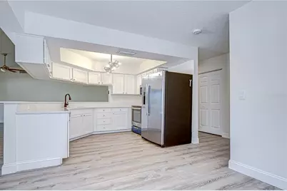 9731 62nd Avenue N, Saint Petersburg, FL 33708 - Photo 23