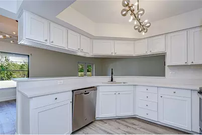 9731 62nd Avenue N, Saint Petersburg, FL 33708 - Photo 19