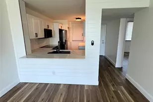 2424 W Tampa Bay Blvd, Tampa, FL 33607 - Photo 7
