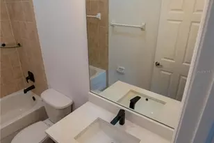 4639 Overlook Dr NE, Saint Petersburg, FL 33703 - Photo 19