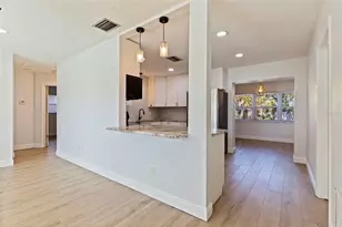 763 76th Ave N, Saint Petersburg, FL 33702 - Photo 5