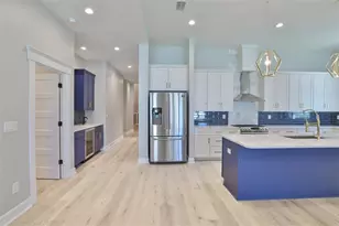 6214 S Main Ave, Tampa, FL 33611 - Photo 9