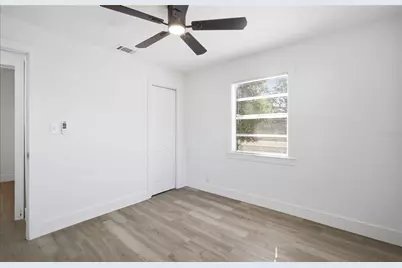 10001 N 20th Street, Tampa, FL 33612 - Photo 11